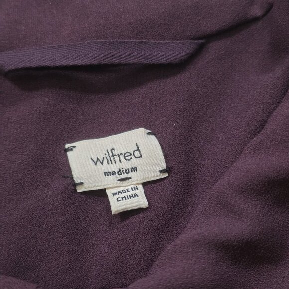 Wilfred Top Womens M Purple Blouse LS High Low Hem Corporate Girlie Buttons Boho - Picture 3 of 16